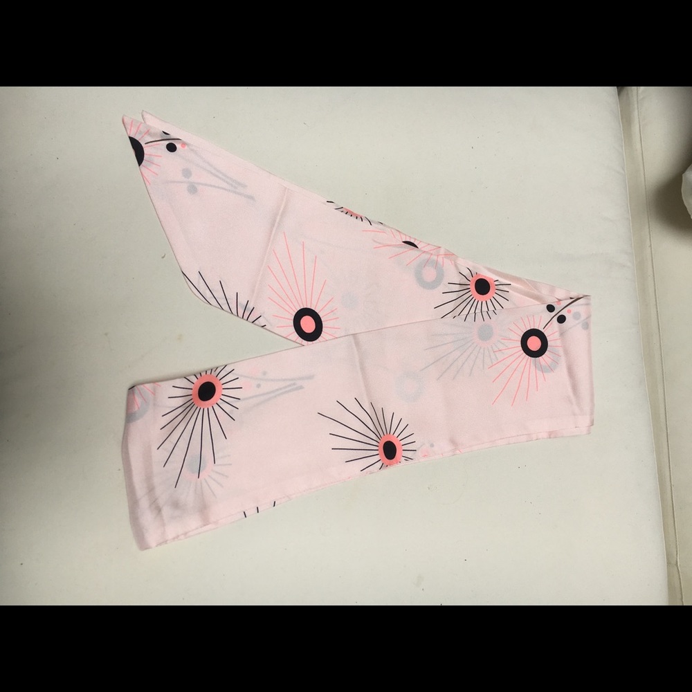 Neisha Crosland Silk Scarf - Picture 6 of 8